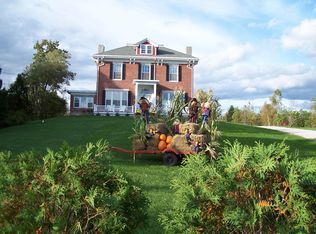 84 E Main St, Searsport, ME 04974