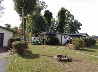 10056 E State Road 54, Bloomfield, IN 47424