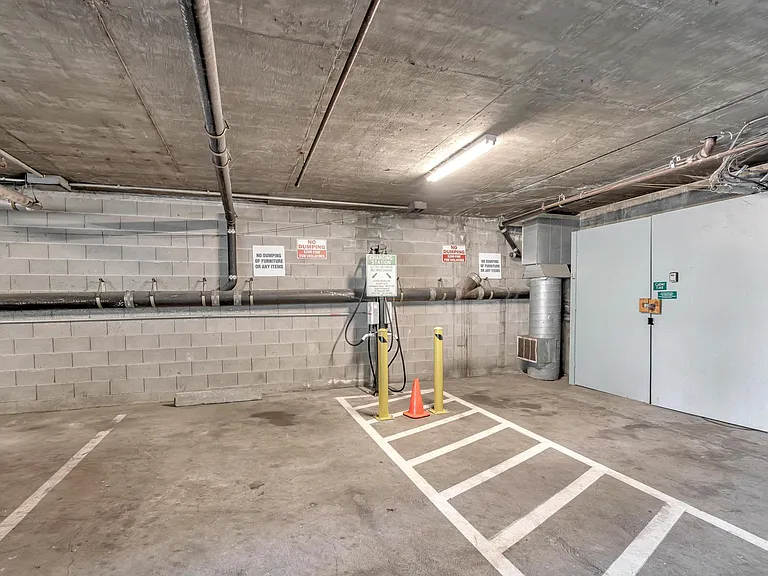320 Peninsula Ave #413 — Photo 31