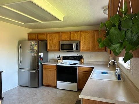 Kitchen area.