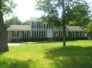 211 Meadowlake Dr, Hendersonville, TN 37075