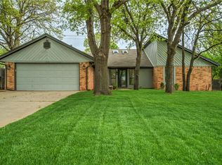 1015 Northbrook Ave, Edmond, OK 73034