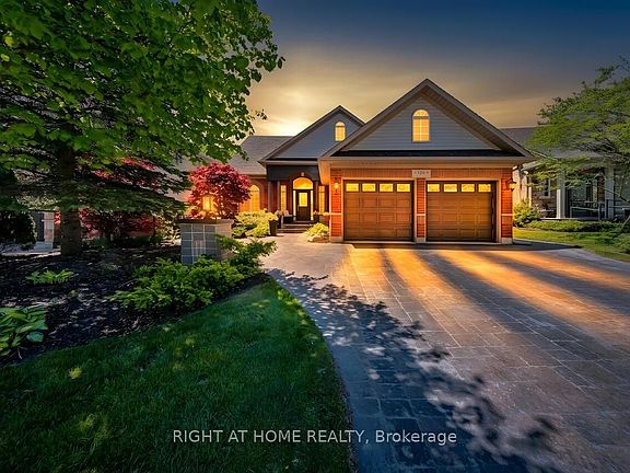 4th image of 126 Moore Cres
