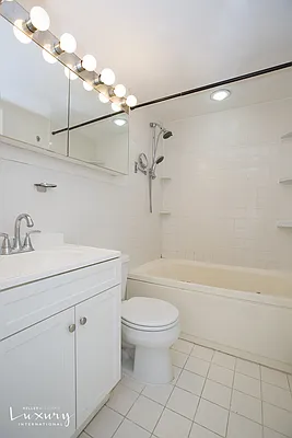 Rented by Keller Williams NYC | media 7