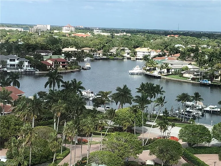 4551 Gulf Shore Blvd N #1406 — Photo 22