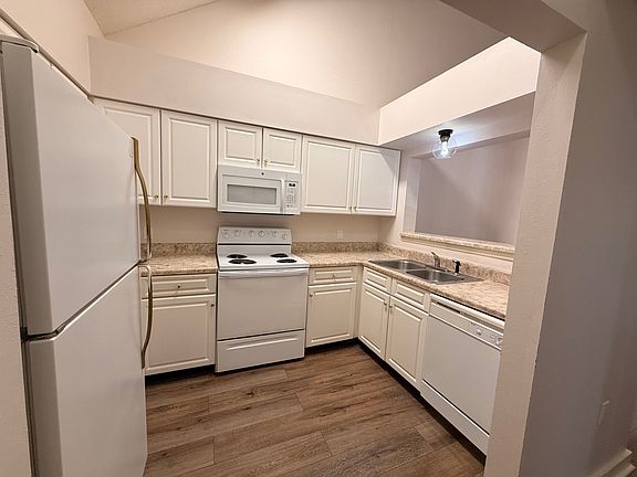 4th image of 4276 Calinda Ln APT 153