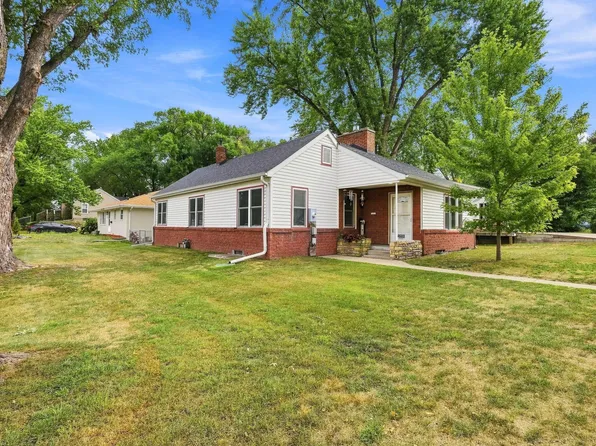 4603 6th St NE, Columbia Heights, MN 55421