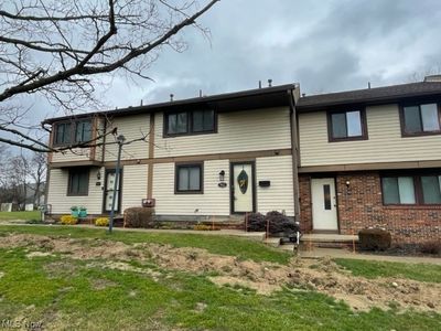 952 Hampton Ridge Dr, Akron, OH, 44313