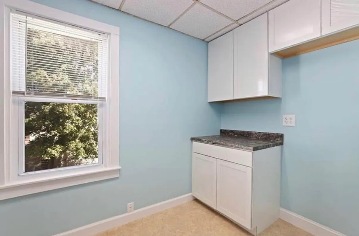 3 bed, 1200 sqft, $2,650 — Photo 3