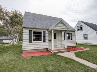 2324 S 66th St, West Allis, WI 53219
