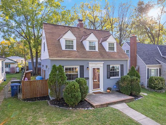 2nd image of 299 Leland Ave