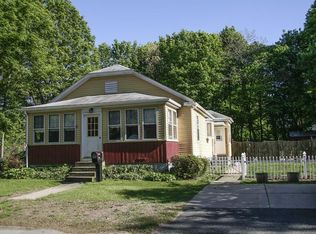 19 1st St, Hudson, MA 01749