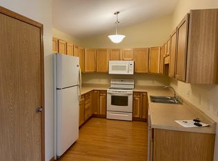 3141 Clearwater Ridge Dr, Eau Claire, WI 54703