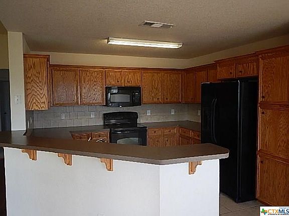 4th image of 3600 Salt Fork Dr
