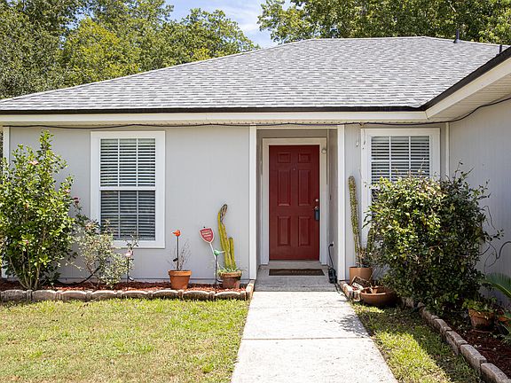 2nd image of 1072 Buccaneer Blvd
