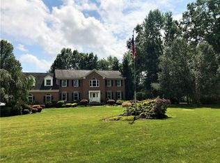 117 Lilac Rd, New Castle, PA 16105