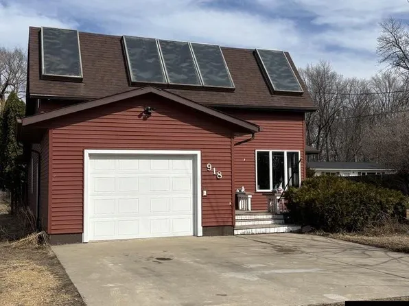 918 Adams St, Mankato, MN 56001