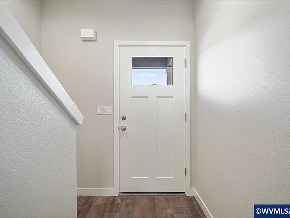 4th image of 7421 SE Berg Dr