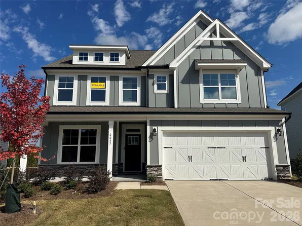 2265 Tabor Rd, Sherrills Ford, NC 28673
