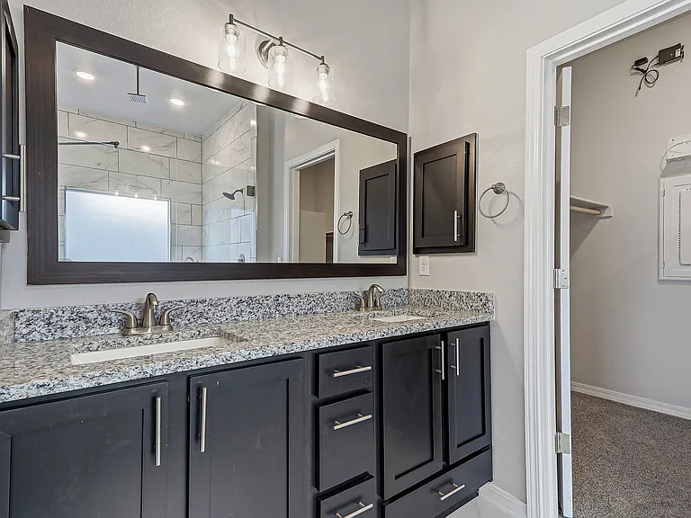 13349 Cinderford Ave — Photo 6