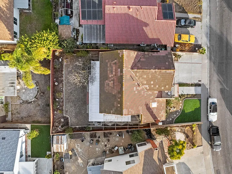 8916 Capricorn Way — Photo 76