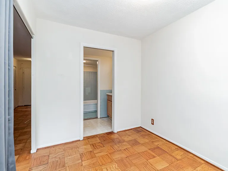 1420 N St NW #605 — Photo 8