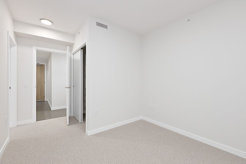 Vancouver Apartment for rent - 2 Bedrooms — photo 11