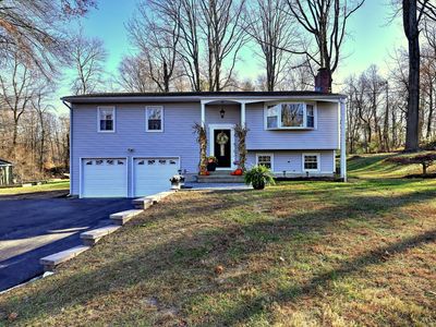 29 Dart Hill Rd, Milford, CT, 06461