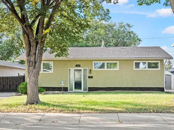 828 Shannon ROAD, Regina, SK S4S 5K2