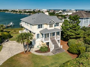 20 Pipers Neck Rd, Wilmington, NC 28411