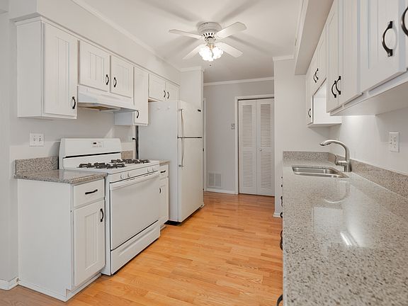 5th image of 763 Moore Dr