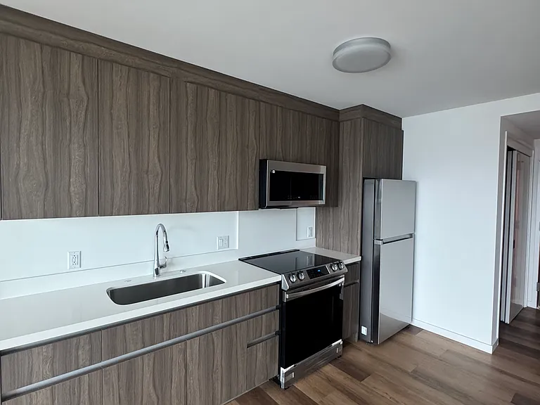 1500 Rycroft St #1010 — Photo 2