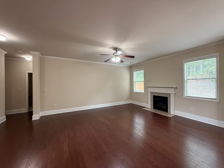 1610 Apple Blossom Dr — Photo 10