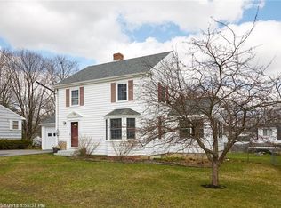 11 Elizabeth St, Gorham, ME 04038