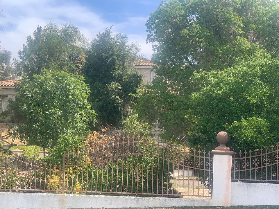 2nd image of 18332 Pinecone Ln