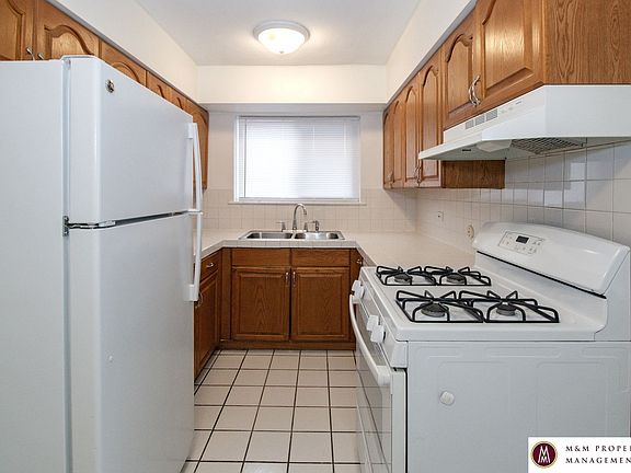 5th image of 7406 Randolph St APT 1