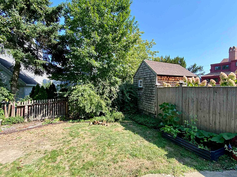 59 Manning St — Photo 14