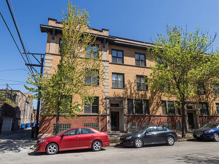 1110 W Dickens Ave #1 — Photo 12