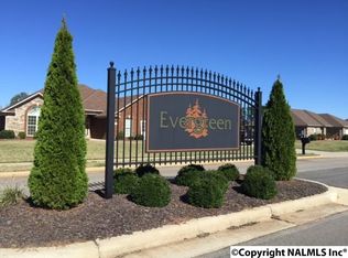 216 Briar Crest Rd, New Market, AL 35761