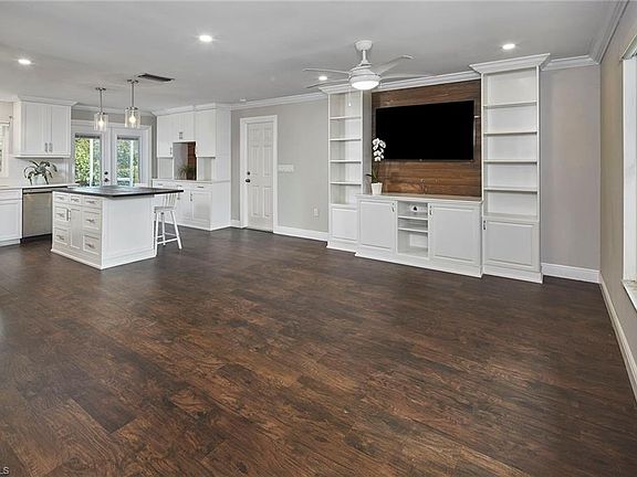 2nd image of 18 Lanai CIR