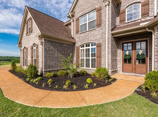 3227 Fossil Hill Dr, Hernando, MS 38632