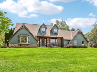 723 S Concord Rd, Oconomowoc, WI 53066