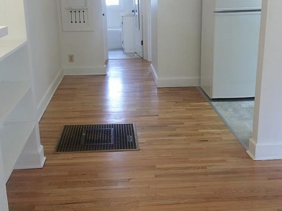 4th image of 1302 1st St W