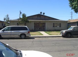 322 W Roschelle Ln, Santa Maria, CA 93458