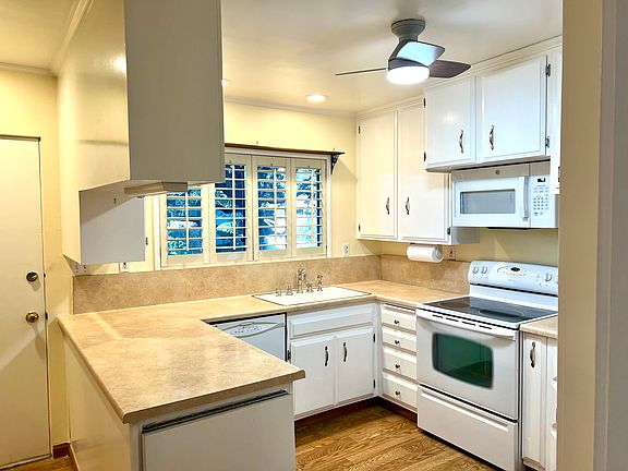 4th image of 1225 N Granada Ave APT 9