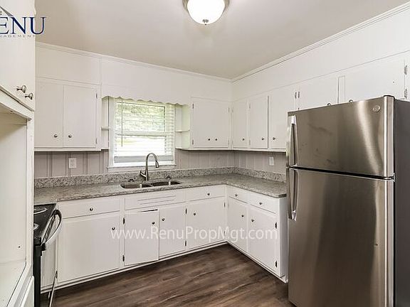4th image of 8629 Timber Lane Dr