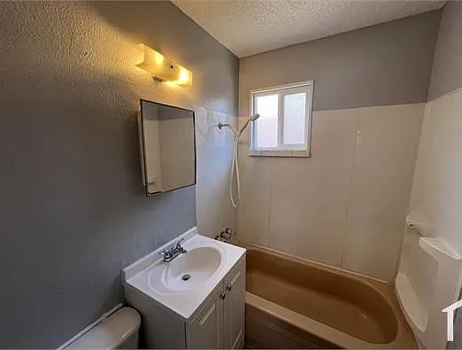 423 Dallas St NE #C — Photo 32