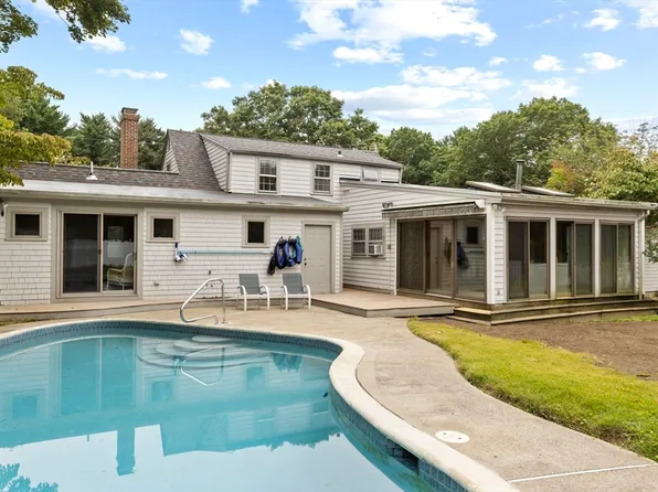 14 Plainfield Rd, Marshfield, MA 02050