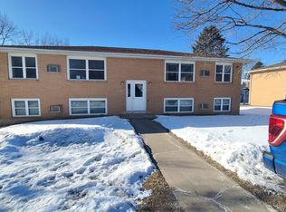 2855 Springreen Dr #4, Dubuque, IA 52002