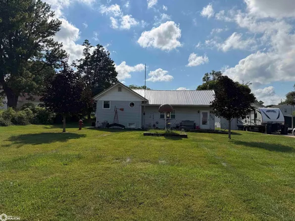 609 Lake Rd, Ottumwa, IA 52501